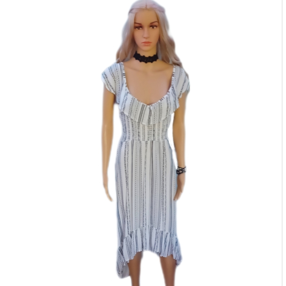 NEW Almost famous hi-lo dress fits L/XL